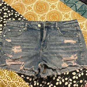 American Eagle distressed Shorts